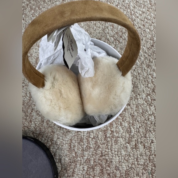 UGG Tan and Cream Sheepskin Earmuffs - Picture 5 of 6